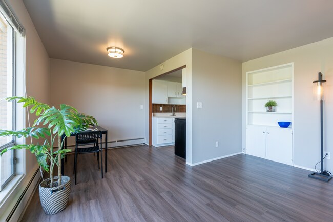 Photo - Hamlin Place