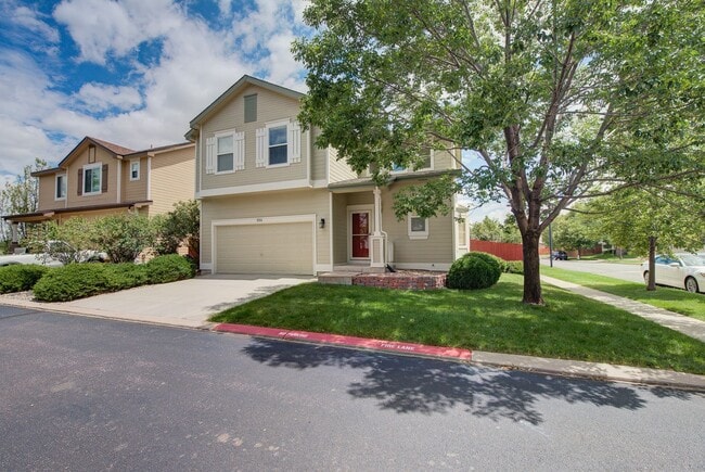 Photo - Beautiful home with 3 bedrooms, 2 1/2 bathrooms, 2-car garage ready to move in! NO PETS & NO SMO...