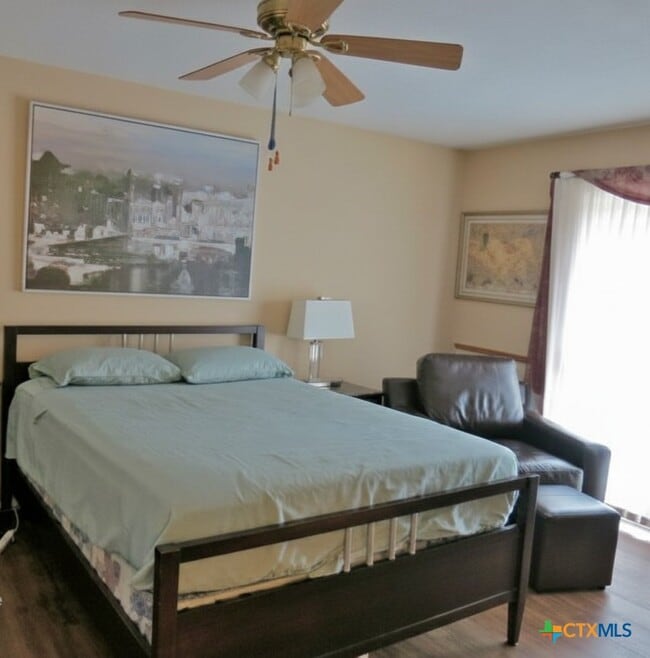 Photo - 19 Marina Cir