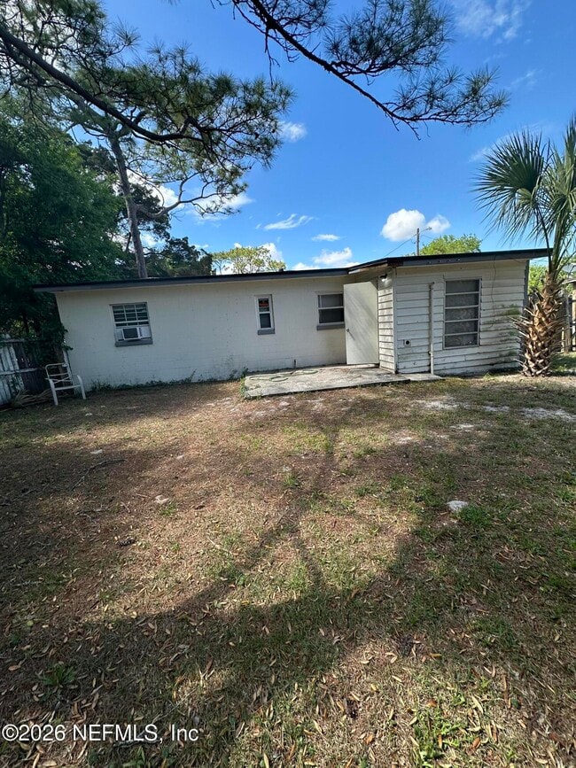 Photo - 342 Linden Ln