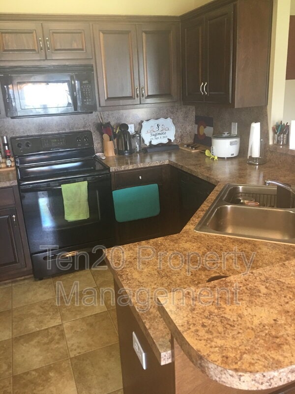 Photo - 18 Hillside Dr