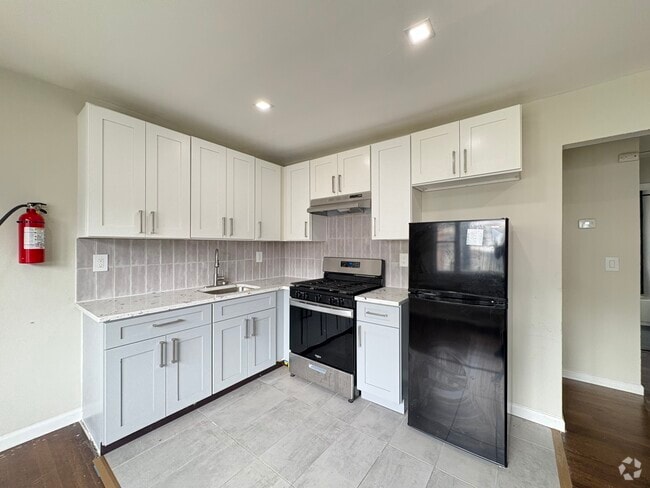 Building Photo - 44 Bragaw Ave Unit 2 Rental
