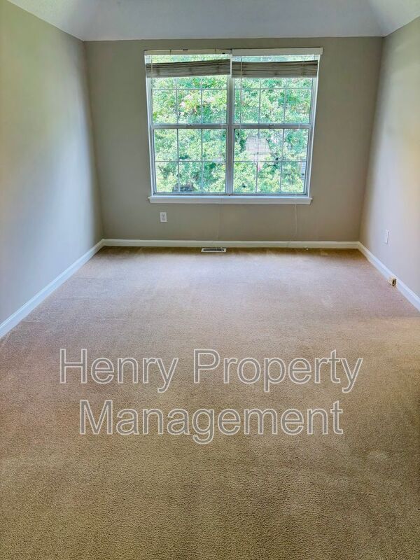 Photo - 114 Riva Trace Dr