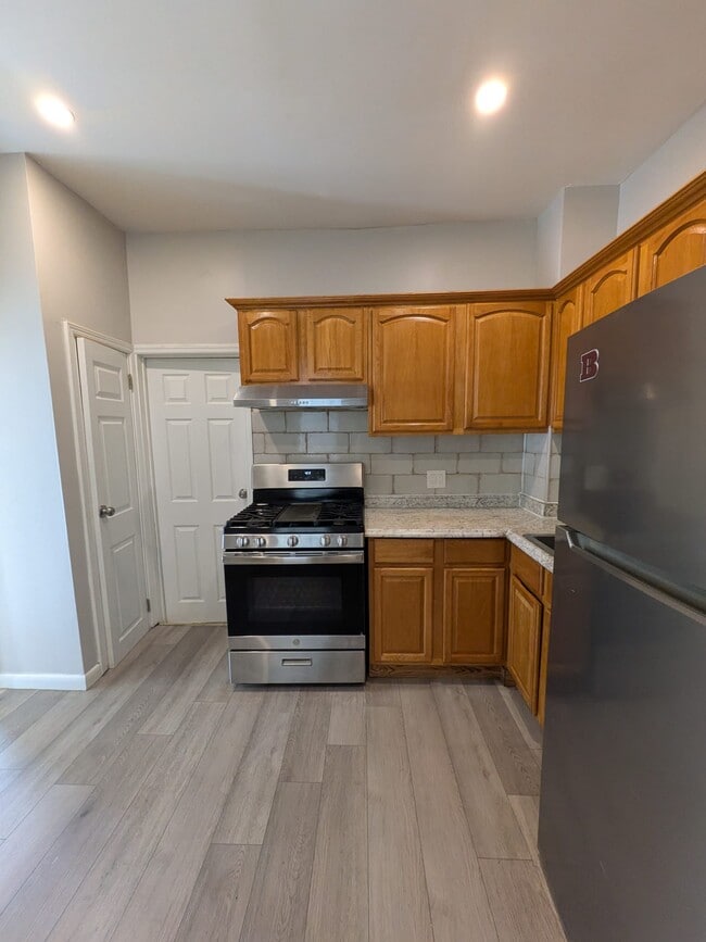 91 W 20th St Unit 1