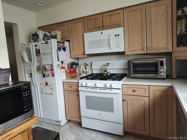 Photo - 458 Mariners Way