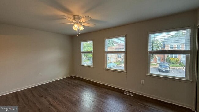 Photo - 2015 Mayflower Dr