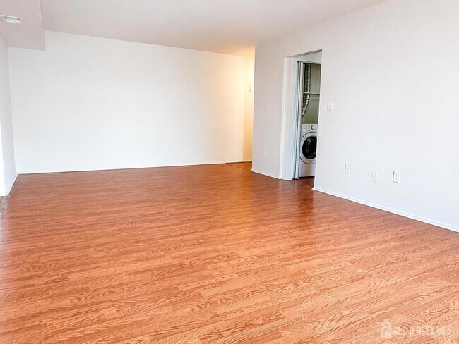 Photo - 1728 Raspberry Ct