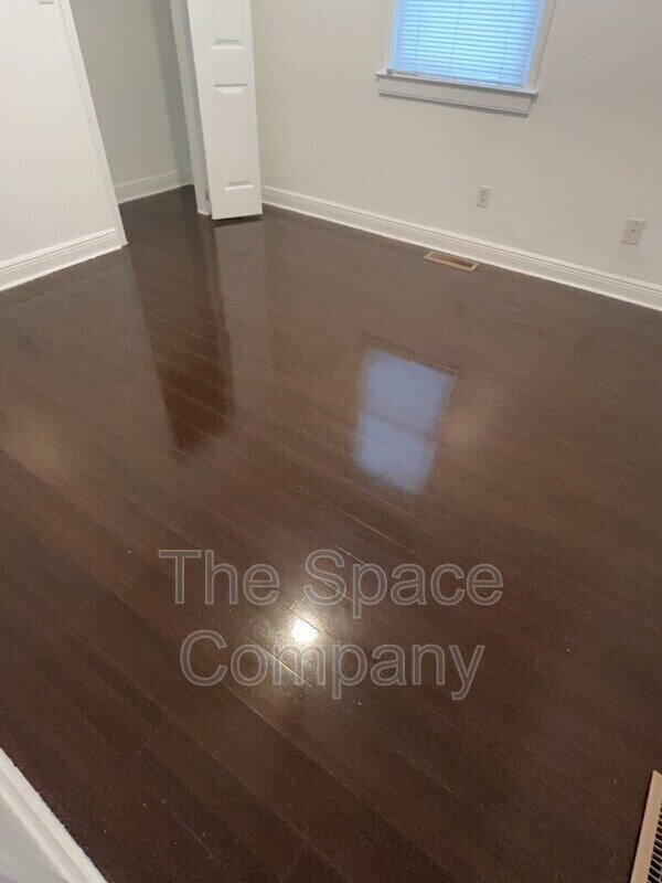 Photo - 100 Morris St Unit B