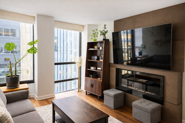 Photo - 230 E Ontario St Unit 01803a