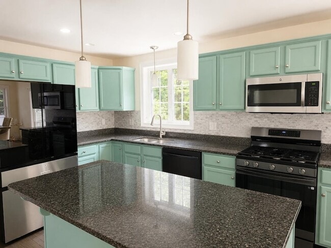 Photo - 21 Stocklan Cir