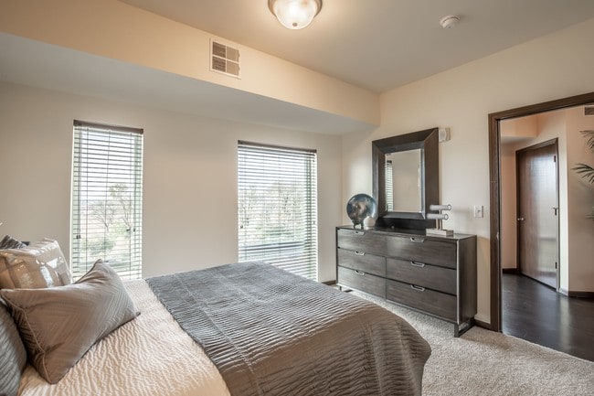 2 Bedroom