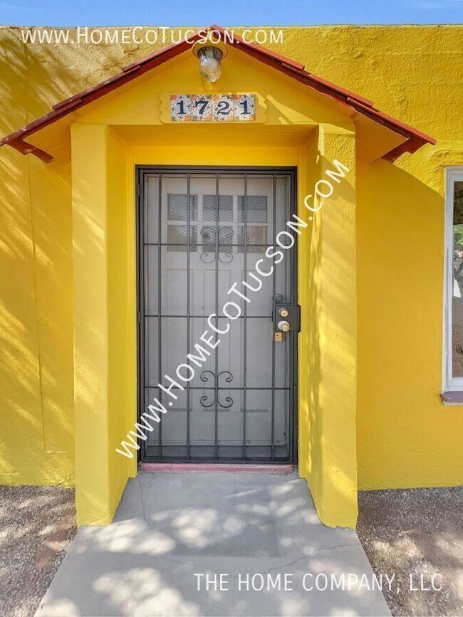 Photo - 1721 E Adelaide Dr