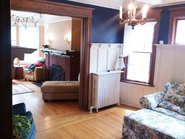 Photo - 3243 N Hackett Ave Unidad 3243