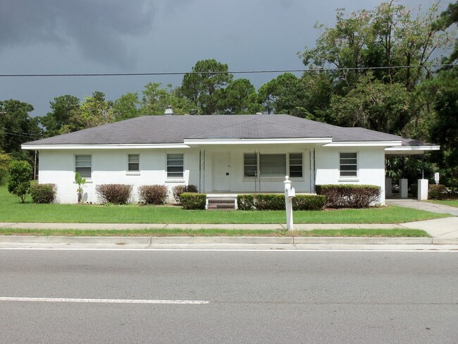 Building Photo - 10609 Middleground Rd Rental