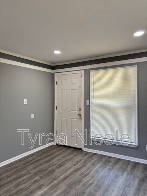 Photo - 19144 Moross Rd