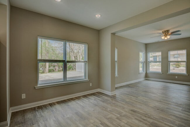 Photo - 5565 Limaburg Rd