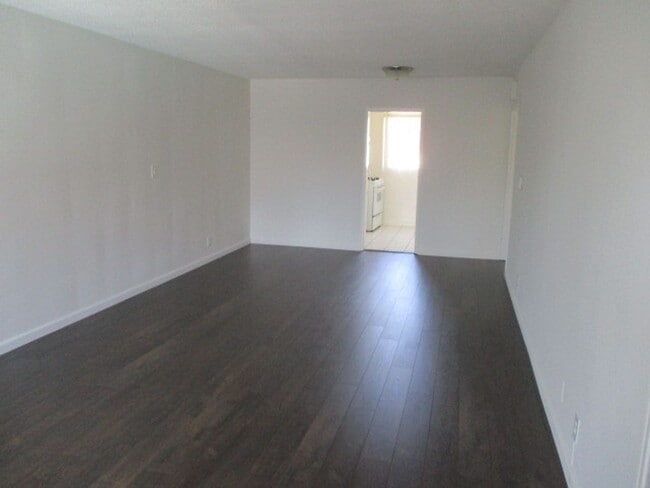 Photo - Large upper 1+1 Condo