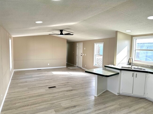 Photo - 4602 Durant Ave