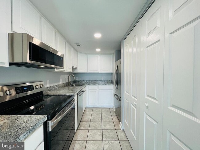 Photo - 202 Chesterfield Ln Unit 101