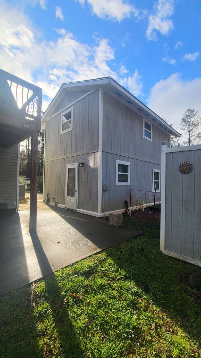 Photo - 1/1 townhome in the county-