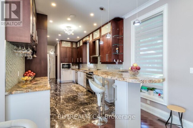 Photo - 2530 King Rd
