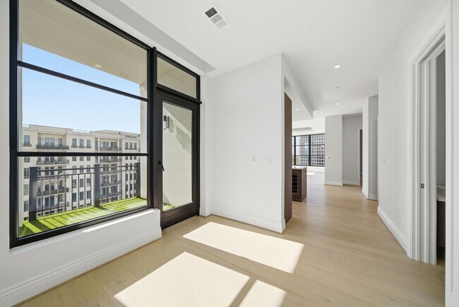 Photo - 2323 San Felipe St Unit 803