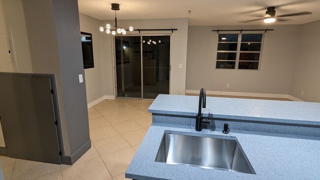Photo - 1253 SW 46th Ave Condo Unit 1612