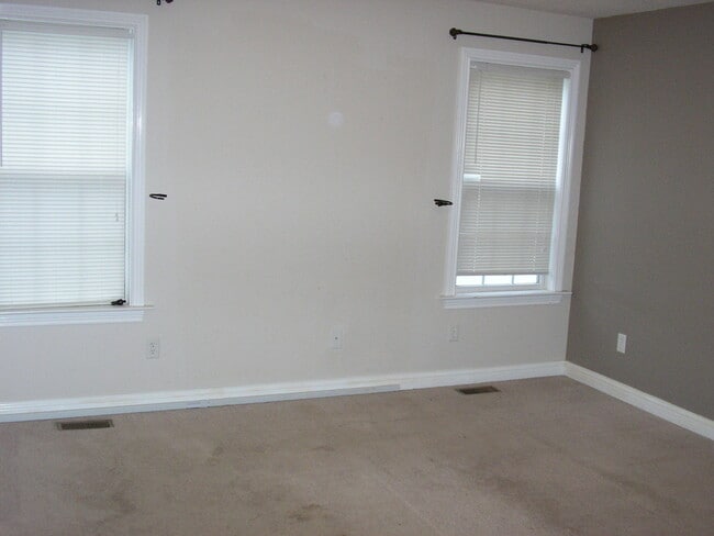 Photo - 1002 Angelica St