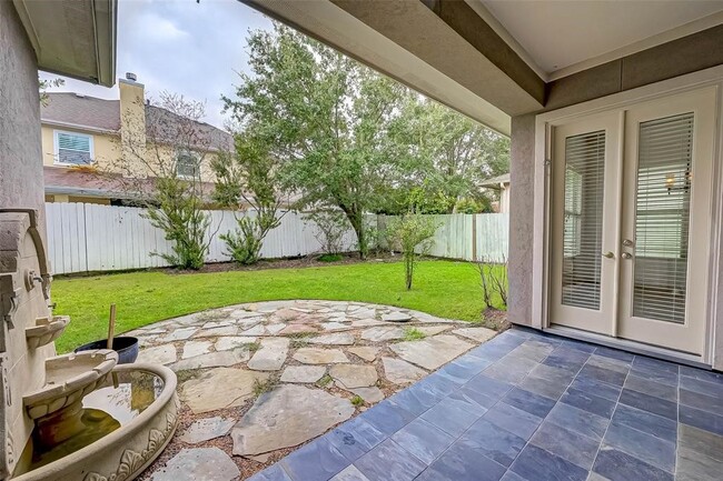 Photo - 11207 St Laurent Ln