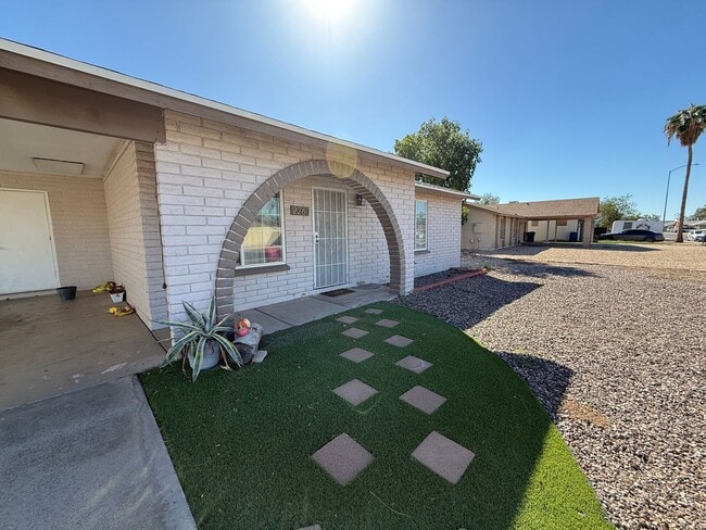 Building Photo - Knoell Mesa for rent!