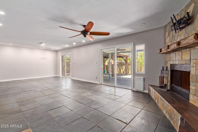 Photo - 1640 E La Jolla Dr