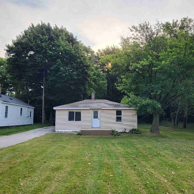 Photo - 421 N Crystal Ave