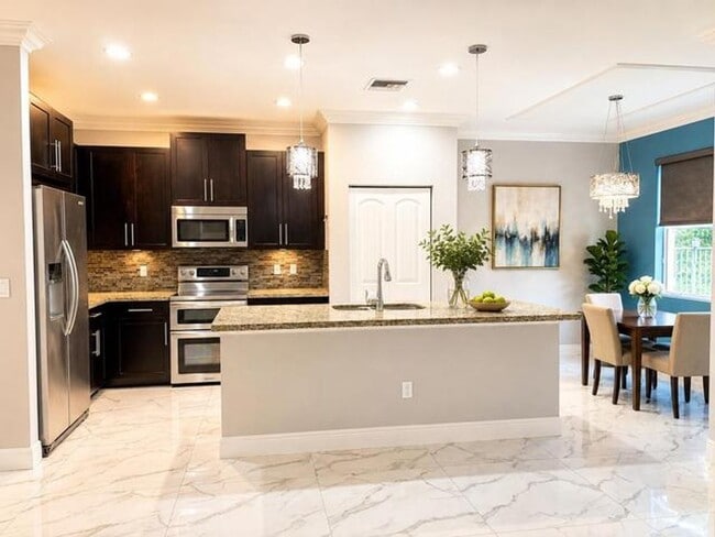 Photo - 4773 Foxtail Palm Ct