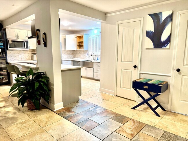 6744 Lawndale St Unit 2