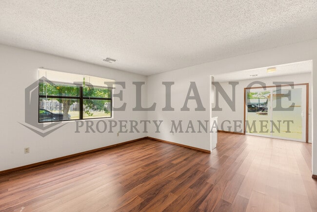 Photo - 1158 N Edwards