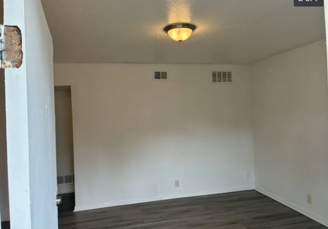 Pinecroft Apartments