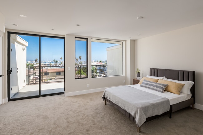 Photo - Bayview Townhomes at Point Loma