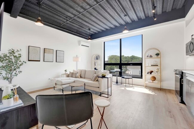 Building Photo - 1802 W Berenice Ave Rental