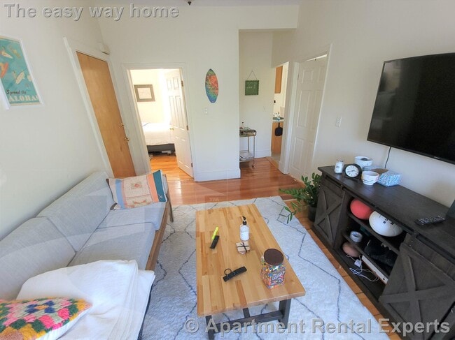 Photo - 37 Oak St Unit #3R