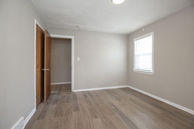 Photo - Spacious 3 bedroom/2 bath Cleveland Hts single family house!