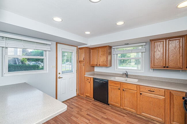 Photo - 1403 E Lillian Ave Unidad 0