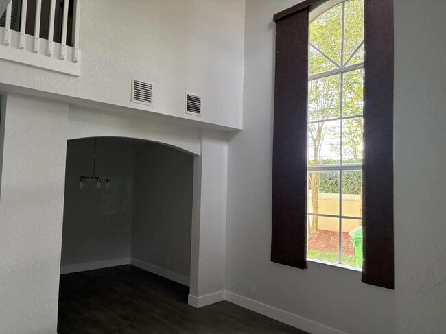 Photo - 11500 NW 33rd St