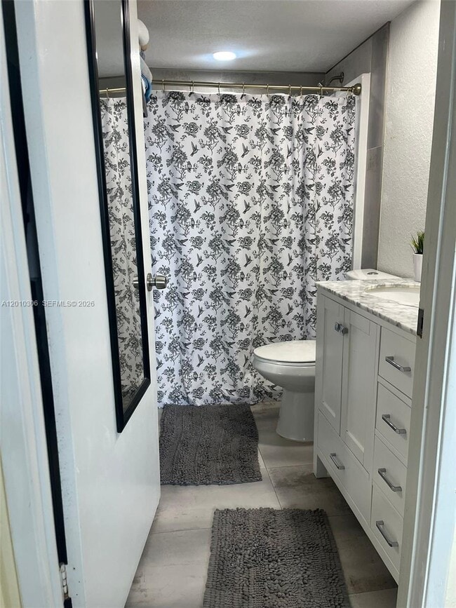Photo - 2735 W 52nd St Unidad 502