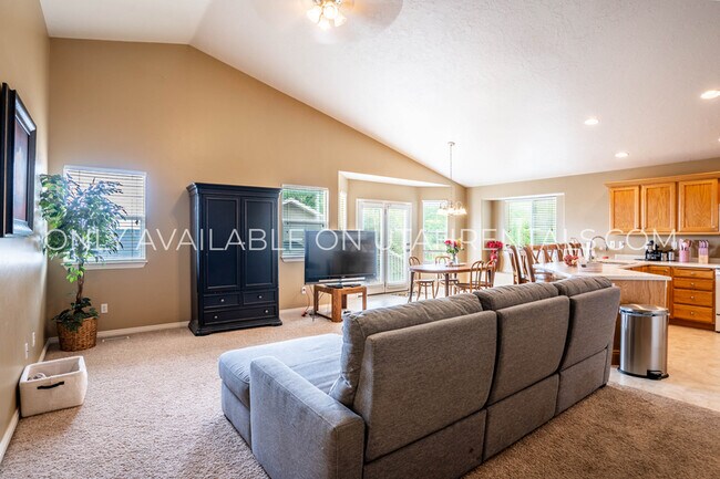Photo - 1296 S 1540 E