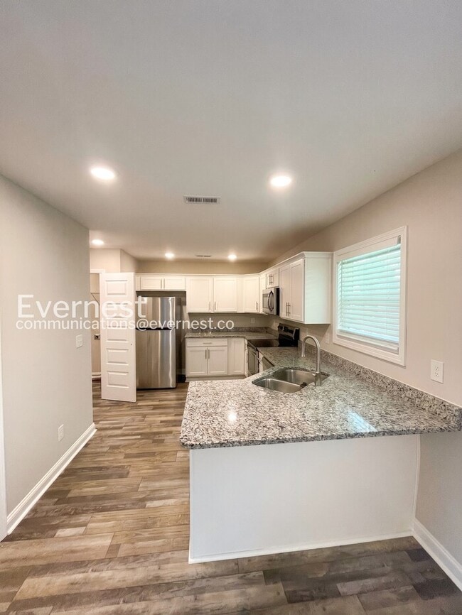 Photo - 1267 Kendall Dr