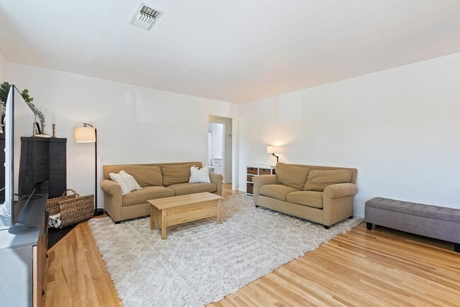 Photo - Charming 3-bedroom, 1-bath home in Anderson