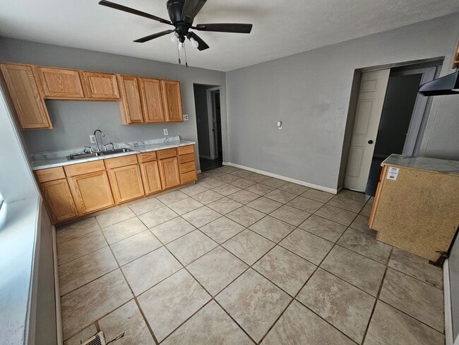 Photo - Spacious, northside getaway!