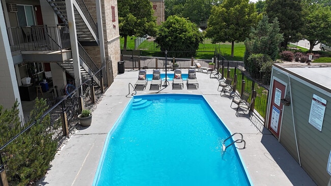 FH Exterior Pool 2