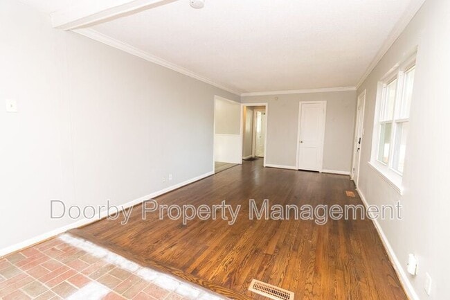 Photo - 103 Bentley Dr