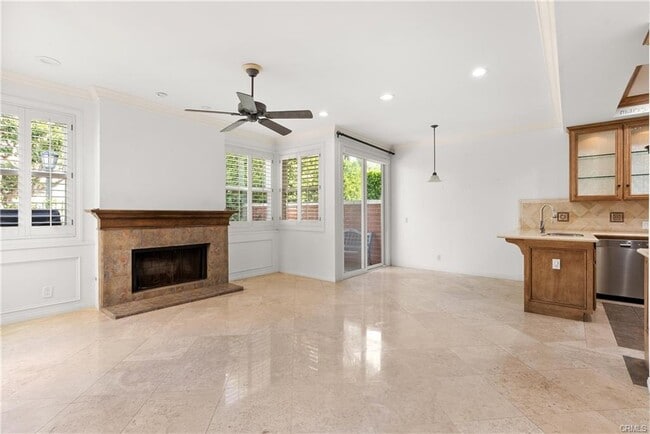 Photo - 6121 Greenbrier Dr